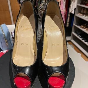 Christian Louboutin Women's Stiletto Heel Black